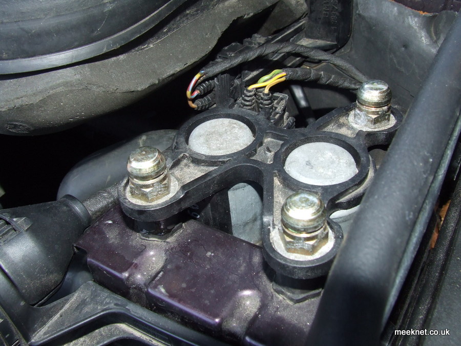 BMW E31 Heater Valves and Auxiliary Water Pump Replacement