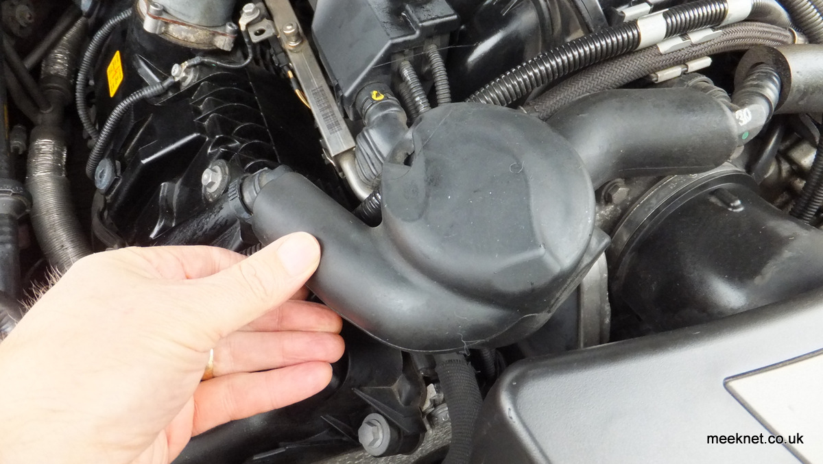 BMW E63 and E64 N62 V8 Engine Replace Crankcase Ventilation Valves