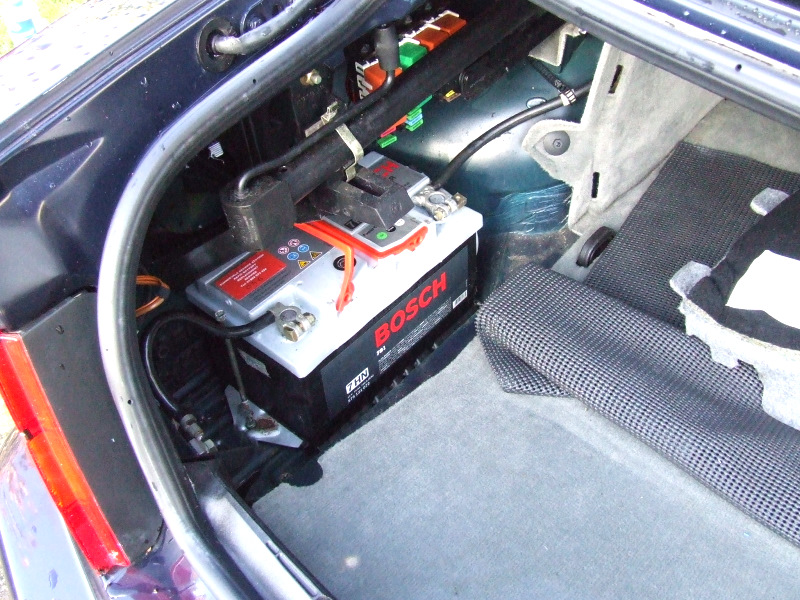 BMW E31 8-Series Battery Replacement