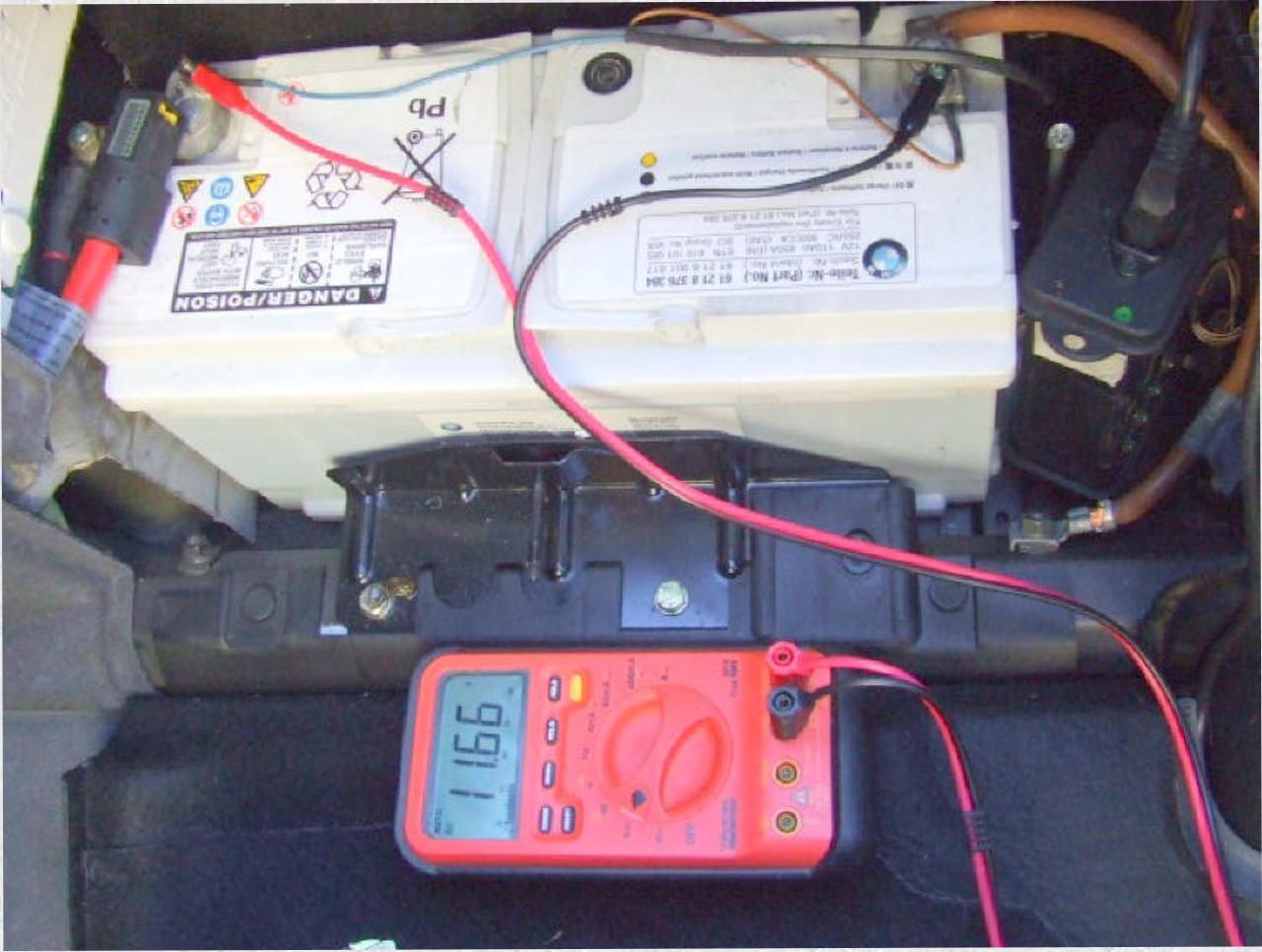 How To Check The E38 Bmw Battery Can Not Recharge